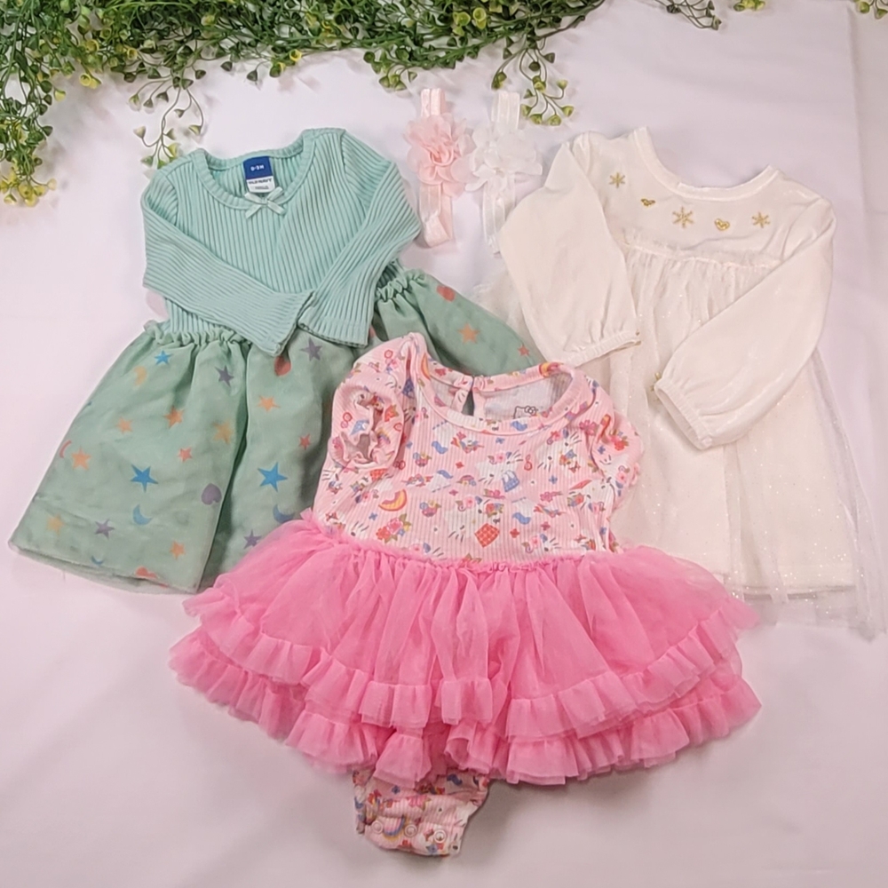 Baby Girl Dress / Old Navy/ Hello Ketty/baby Starters.